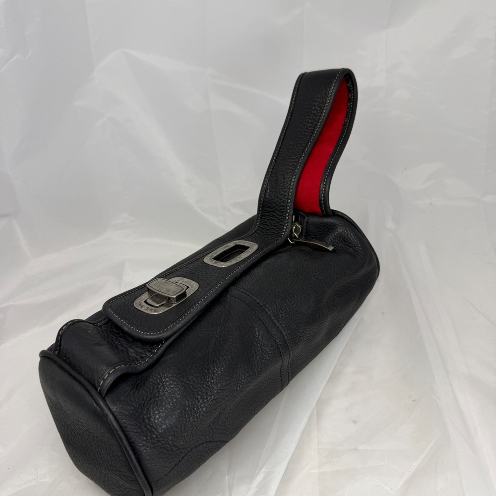 The Sak Black Pebbled Leather Barrel Bag Silver Turnlock Y2K Shoulder Bag